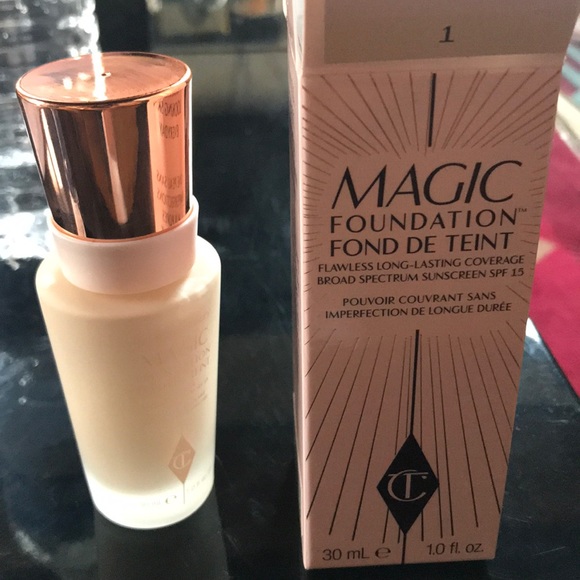 Charlotte Tilbury Magic foundation fond de feint - Picture 5 of 11